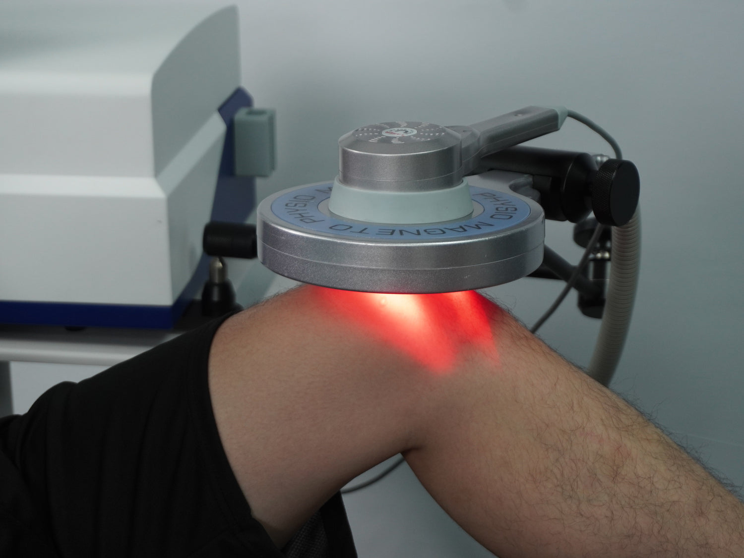 PEMF vs Red Light Therapy: What’s the Difference and Which One Is Better for Recovery?